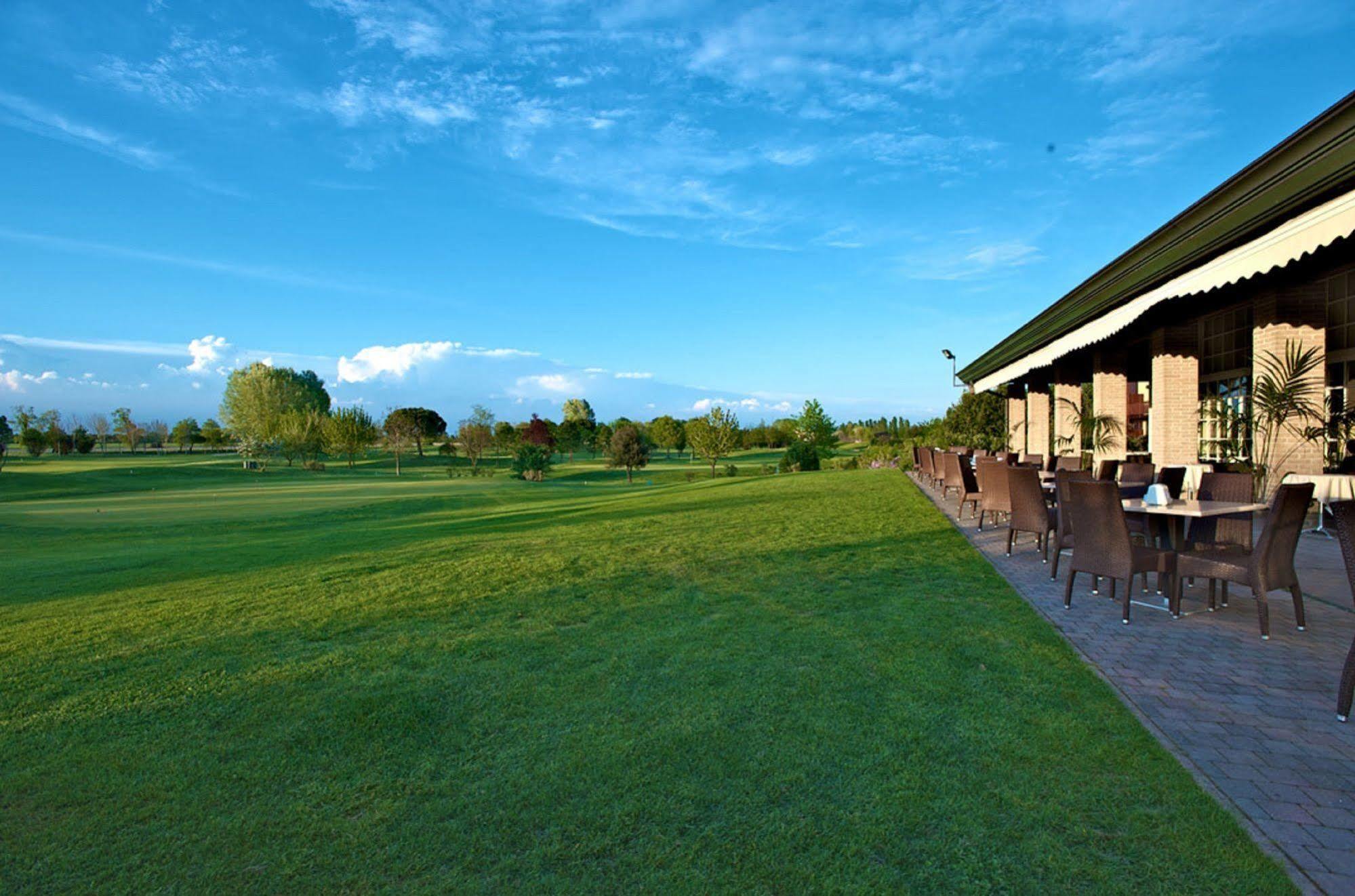 Hotel Golf Inn Lignano Sabbiadoro Exterior photo