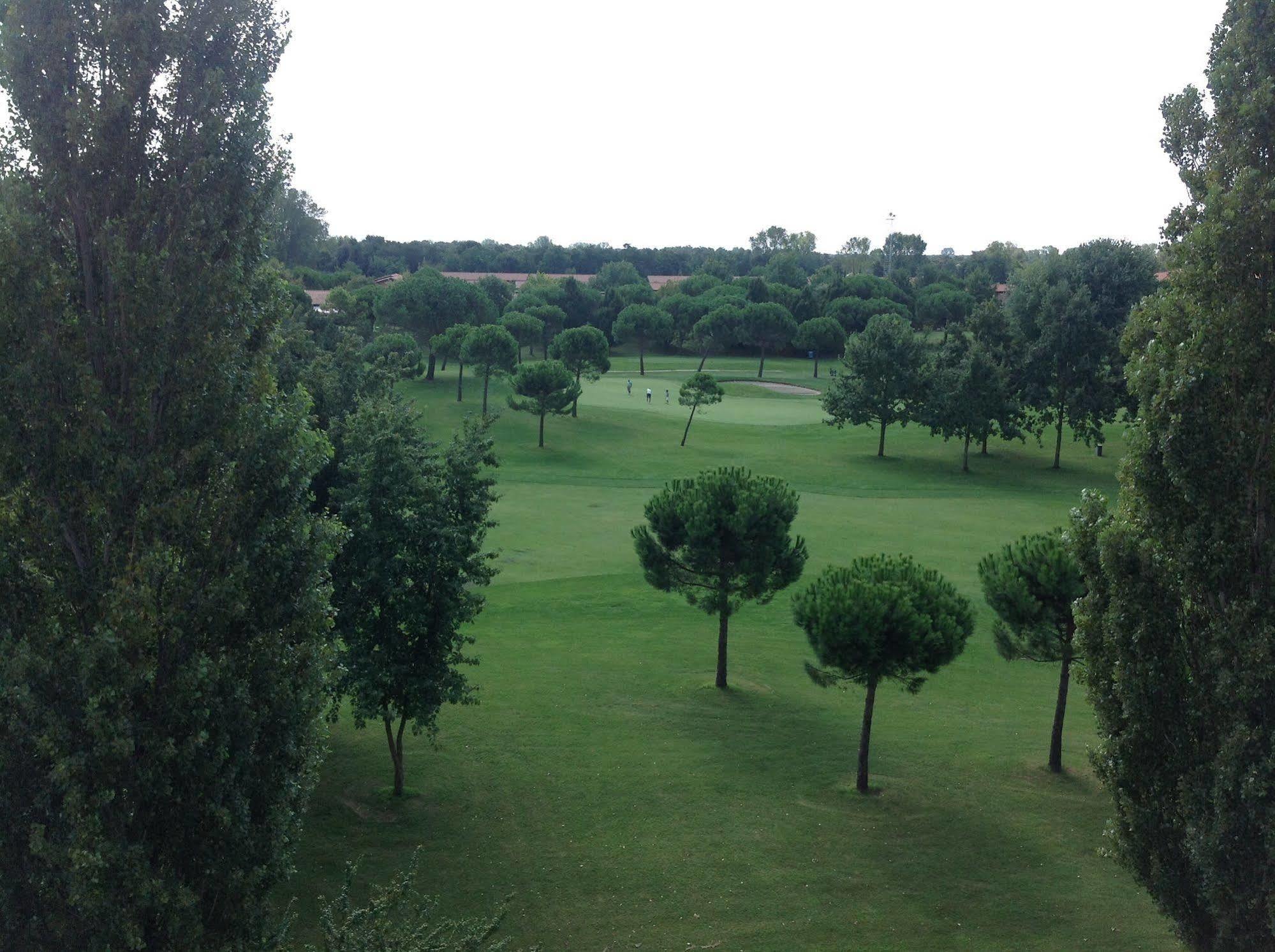 Hotel Golf Inn Lignano Sabbiadoro Exterior photo