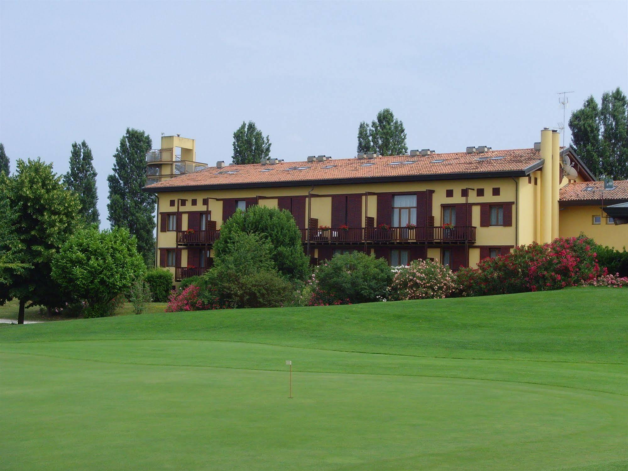 Hotel Golf Inn Lignano Sabbiadoro Exterior photo